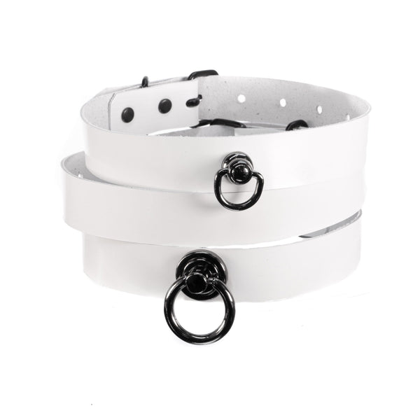 SiaLinda: Halsband Albina echtes Lackleder weiß, solo, mit kleinem oder großem Ring - SiaLinda.com