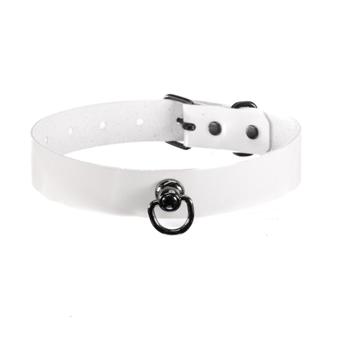 SiaLinda: Halsband Albina echtes Lackleder weiß, solo, mit kleinem oder großem Ring - SiaLinda.com