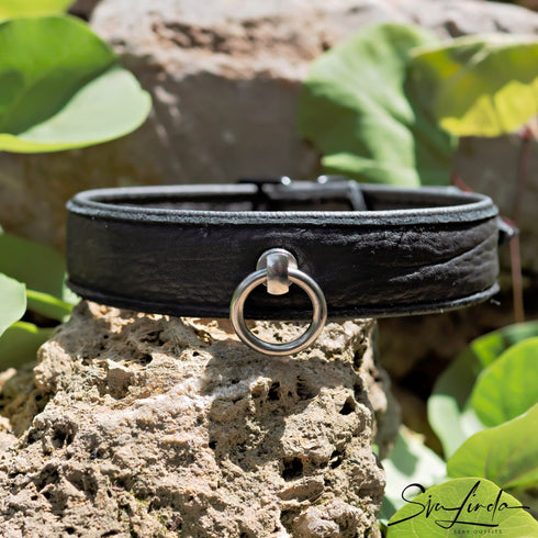 SiaLinda: Halsband echtes Elch Leder schwarz 30mm, solo oder mit O - Ring, Geschenkverpackung - SiaLinda.com