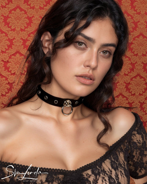 SiaLinda: Halsband Nr. 13 schwarz 8 Straß Kristalle und großem O - Ring 20mm, echt Leder schwarz - SiaLinda.com