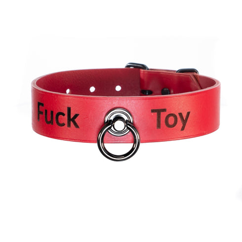 SiaLinda YOU Buddy rot - personalisiertes BDSM Halsband mit Edelstahl O - Ring, breites Rindsleder, mit Wunschgravur für Damen und Herren - SiaLinda.com