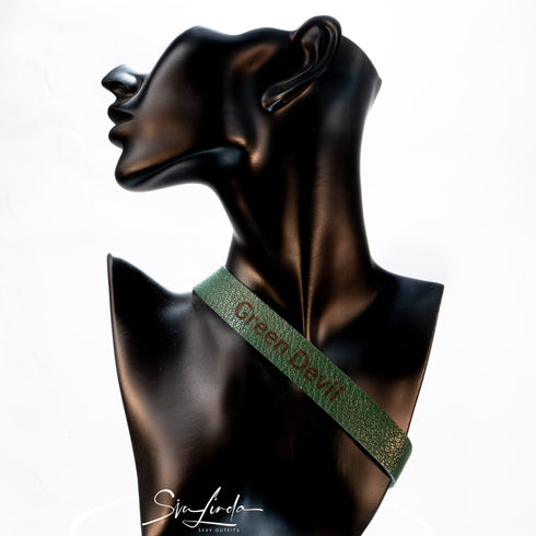 SiaLinda: YOU Green Personalisiertes Halsband DEIN NAME oder WORT, individuell erstellt. Feinstes Ziegen Premium Leder - SiaLinda.com