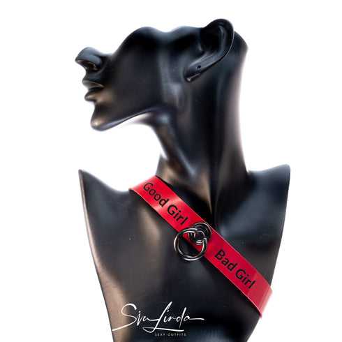 SiaLinda: YOU Halsband Red Devil mit schwarzem Ring, personalisiertes Lackleder Halsband rot, individuelle Gravur - SiaLinda.com