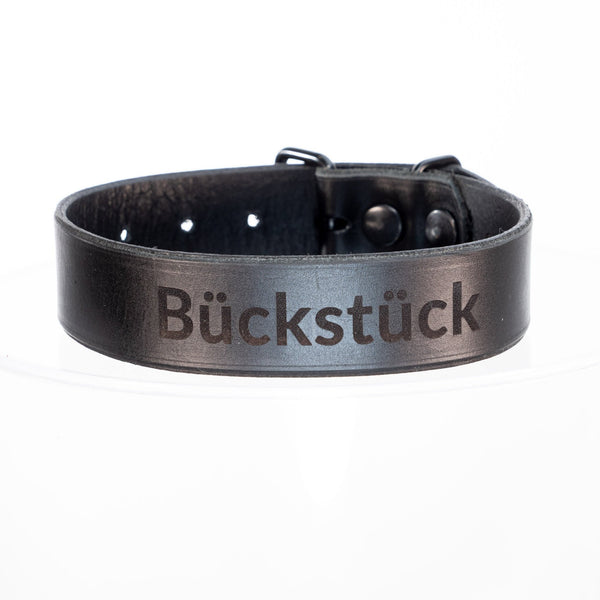 YOU Buddy schwarz - personalisiertes BDSM Halsband ohne Ring, breites Rindsleder, mit Wunschgravur - SiaLinda.com