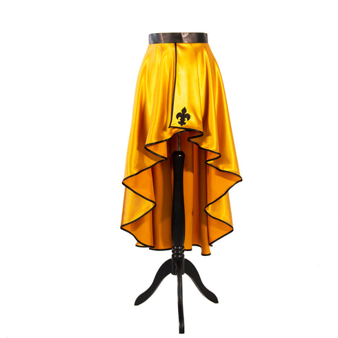 SiaLinda: O-Rock Aurelia, gold gelb, Satin, Lilien Applikation, asymmetrisch, geschlitzt