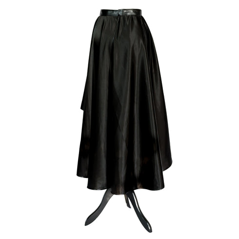 SiaLinda: Rock Jeanne, schwarz, Satin, Lilien Applikation, asymmetrisch, geschlitzt