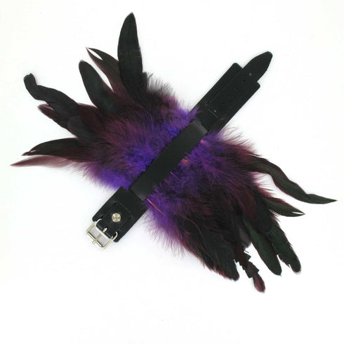 SiaLinda: 2er Set Federarmband Zaha aubergine lila, mit Federn und schwarzem Leder, einstellbar