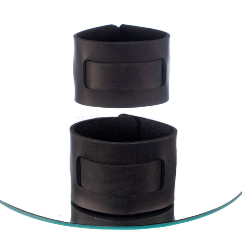 SiaLinda: Armbänder Fußfesseln Serie Classic BDSM Leder schwarz | Bondage Armfesseln - SiaLinda.com