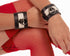 SiaLinda: Armbänder Fußfesseln Serie Soft BDSM Leder schwarz - weiß | Bondage Armfesseln - SiaLinda.com