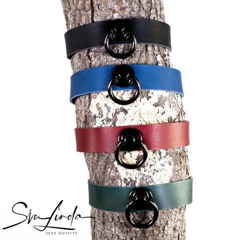 SiaLinda: BDSM Halsband Premium Vacchetta Leder aus Italien: rot, blau, grün oder schwarz, mit oder ohne Ring, Geschenkverpackung - SiaLinda.com