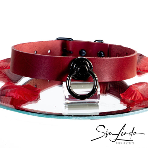 SiaLinda: BDSM Halsband Premium Vacchetta Leder aus Italien: rot, blau, grün oder schwarz, mit oder ohne Ring, Geschenkverpackung - SiaLinda.com