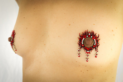 SiaLinda: Brust- und Körpertattoo Mellit, selbstklebend, 2er Set, schwarz rot, Feuermuster.