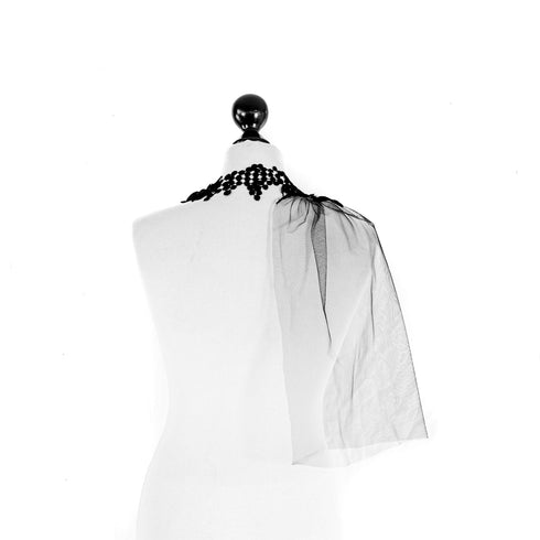 SiaLinda: Brustschmuck Halsschmuck Lou, schwarz, mit Spitze, schwarzer Rose, Kristallen - SiaLinda.com