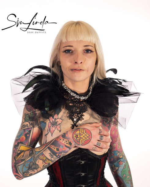 SiaLinda: Brustschmuck Trixie, schwarz mit Spitze und Tüll, Federn und Kristall - SiaLinda.com