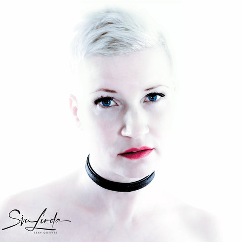 SiaLinda: Halsband echtes Elch Leder mit kl. O-Ring, zweifarbig, schwarz / schwarz 14 mm breit - SiaLinda.com