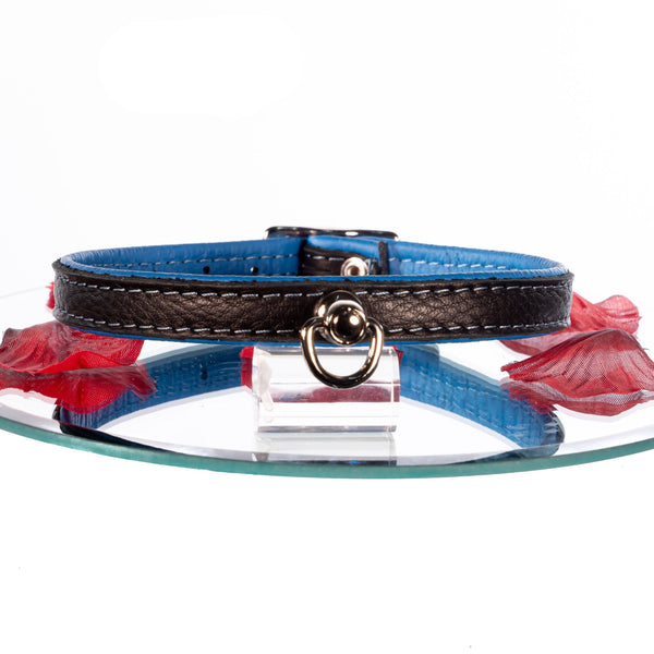 SiaLinda: Halsband echtes Elch Leder mit kleinem O-Ring, zweifarbig, schwarz / blau 14 mm breit - SiaLinda.com