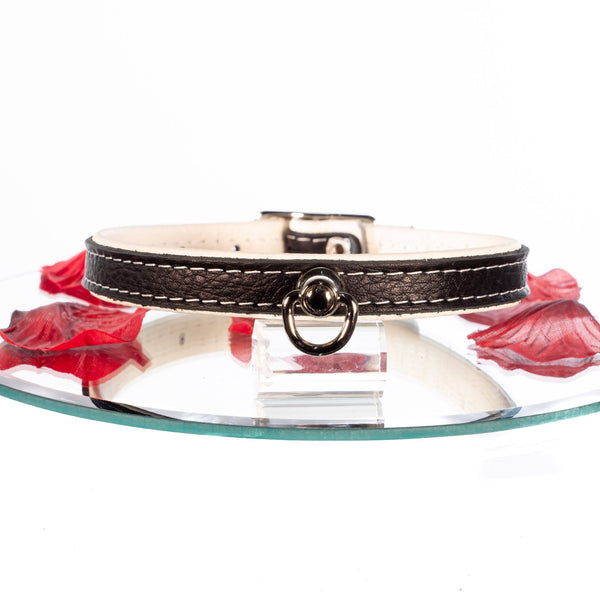 SiaLinda: Halsband echtes Elch Leder mit kleinem O-Ring, zweifarbig, schwarz / weiss 14 mm breit - SiaLinda.com