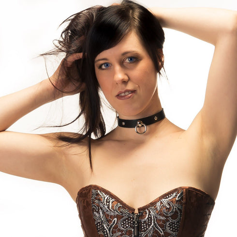 SiaLinda: Halsband echtes Leder schwarz mit 2 Straß - Kristallen und großem O-Ring 20mm, Geschenkverpackung - SiaLinda.com