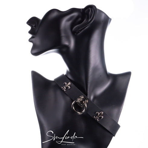SiaLinda: Halsband echtes Leder schwarz mit großem O-Ring und zwei Königslilien, Geschenkverpackung - SiaLinda.com