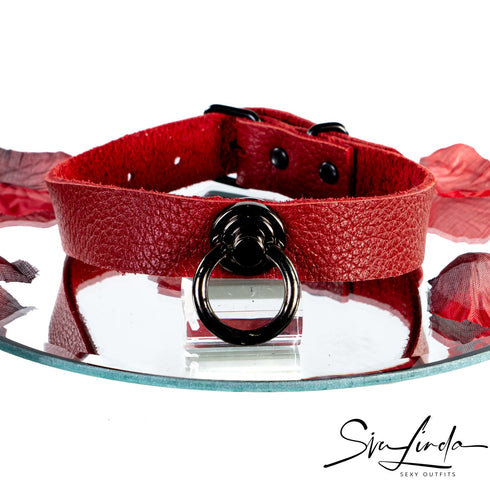 SiaLinda: Halsband Elchleder aus Finnland, rot, pur oder mit O-Ring nach Wahl - SiaLinda.com