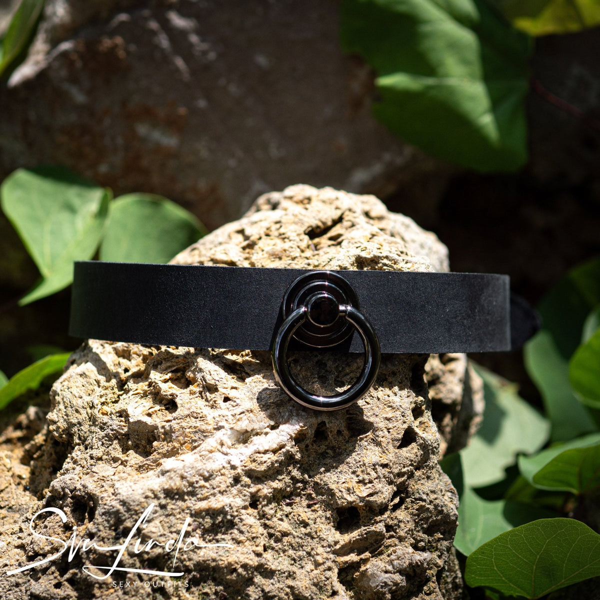 SiaLinda: Halsband Leder mit großem O-Ring 20mm, Serie Nummer 12 Black –