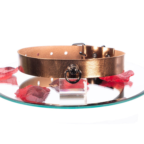 SiaLinda: Halsband Nobile, gold laminiert und schwarzer O-Ring, echt Rindsleder - SiaLinda.com