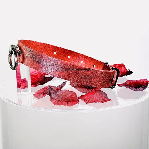 SiaLinda: Halsband Nova Büffelleder rot schwarz, pur, mit Kristall oder mit O-Ring - SiaLinda.com