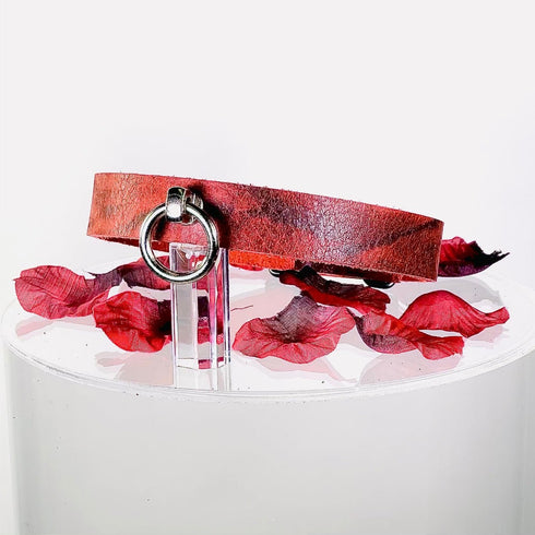 SiaLinda: Halsband Nova Büffelleder rot schwarz, pur, mit Kristall oder mit O-Ring - SiaLinda.com