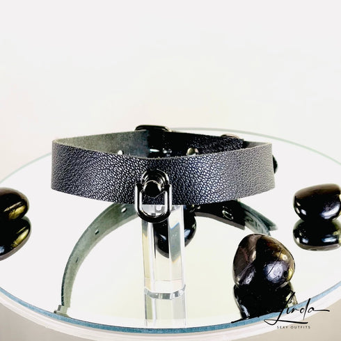 SiaLinda: Halsband Ziegennappa dunkelgrau, feinstes italienisches Leder, pur, mit Kristall oder mit O-Ring - SiaLinda.com