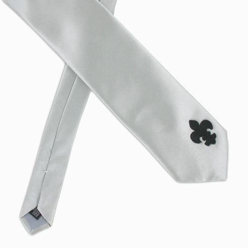 SiaLinda: Krawatte Argenta, weiss, silber, Satin, mit Lilien Applikation - SiaLinda.com