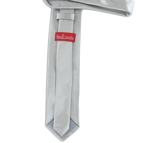 SiaLinda: Krawatte Argenta, weiss, silber, Satin, mit Lilien Applikation - SiaLinda.com