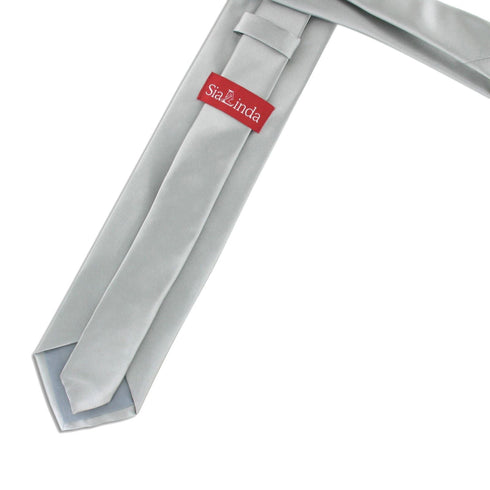 SiaLinda: Krawatte Argenta, weiss, silber, Satin, mit Lilien Applikation - SiaLinda.com